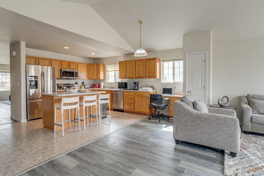 5 Mi to Cherry Creek State Park: Cozy Family Home!