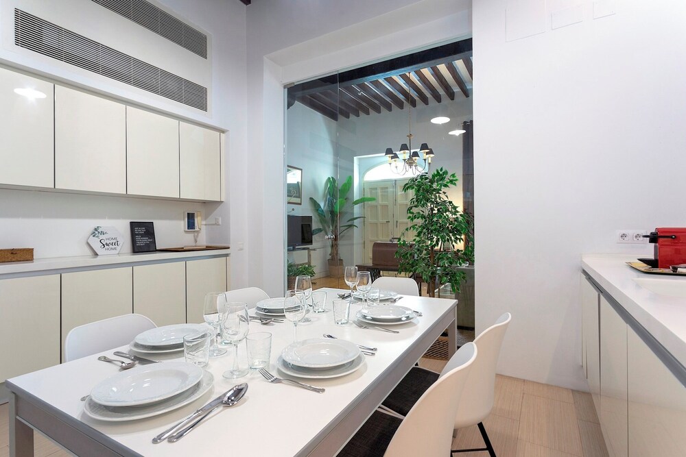 Exclusive House in Seville. Antonia Díaz