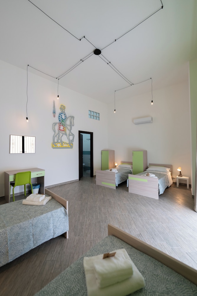 Cortile dei Giusti Combo Guesthouse