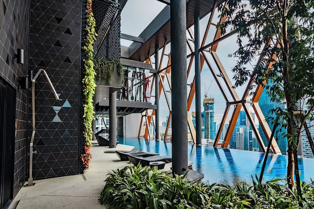 Scarletz Suites KLCC by Emily in Town