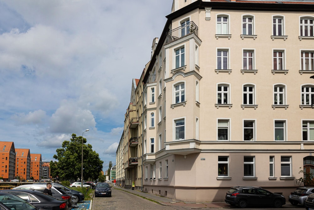 Terra - Pi kny Apartament z Widokiem na Rzek Mot aw