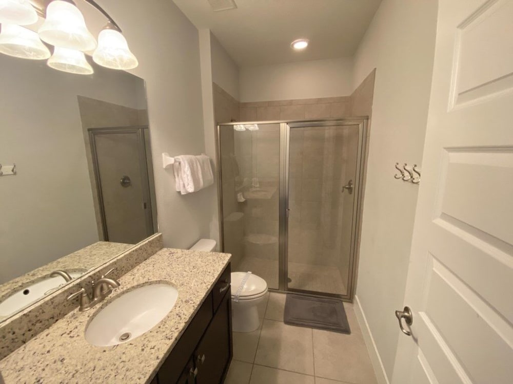 Elegant 8br Retreat W/ Private Pool, Spa & Family-friendly Comfort 8 Bedroom Villa