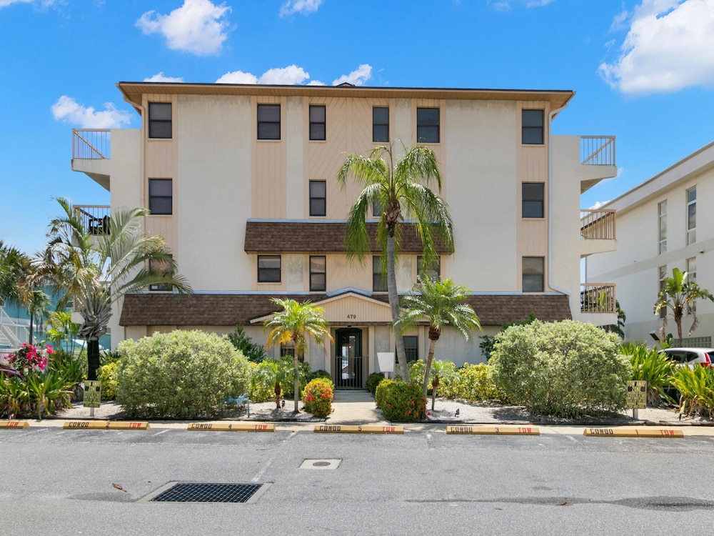 Sun Harbor #3 - Image 4