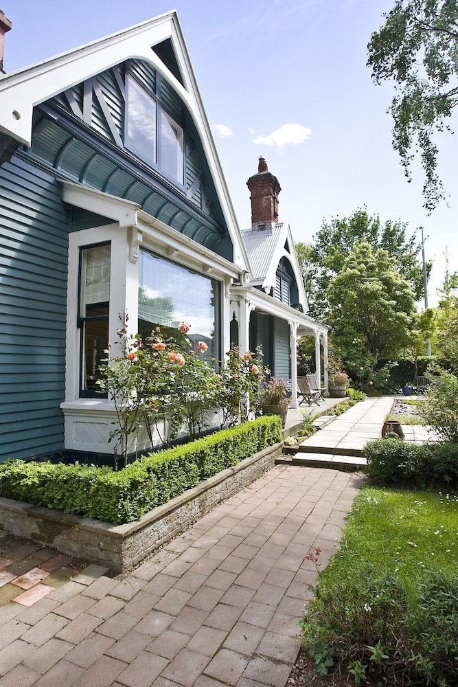 Orari Bed and Breakfast