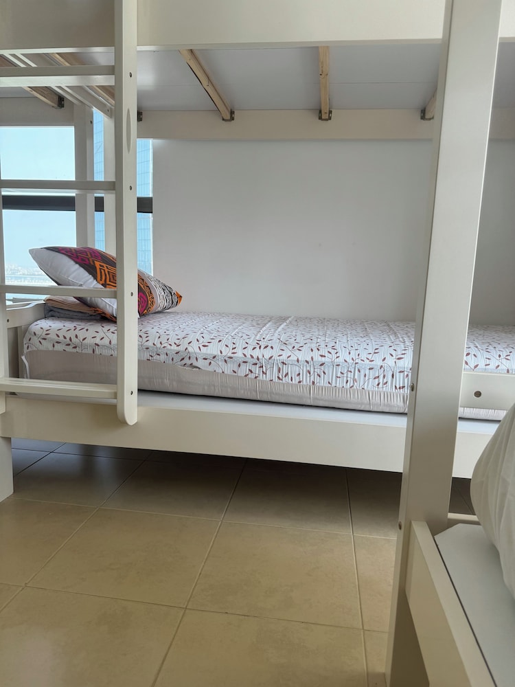 La vie en rose Hostel