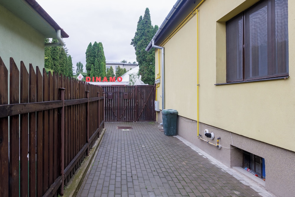 Photo 56