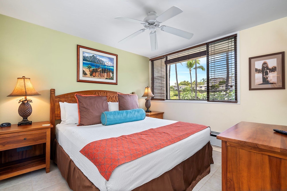 Great Ocean & Golf Views - 2 Bedrooms + Loft - Private Outdoor Patio - Vrkcv