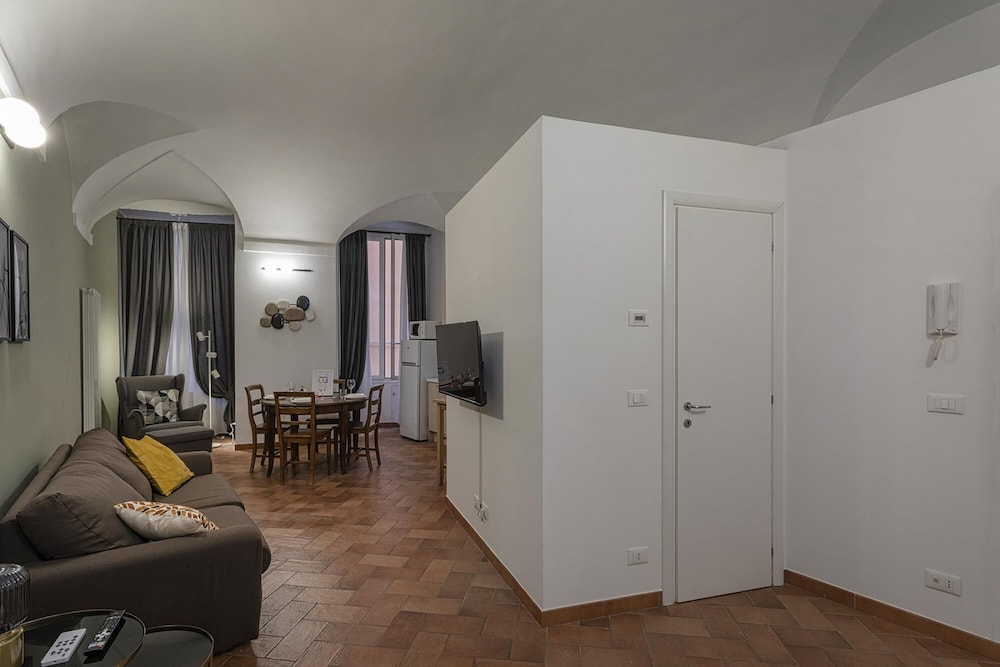 Genoa Vacations - Vegetti Twins Apartment B by Wonderful Italy - Property Image 1