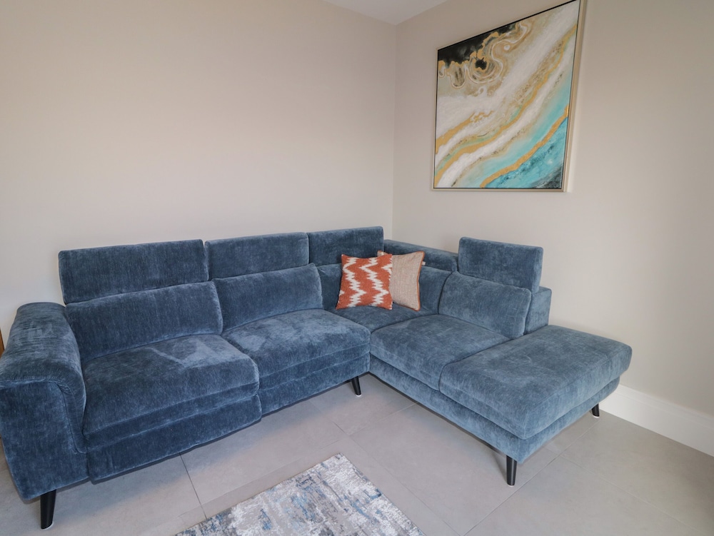 Moorhen House