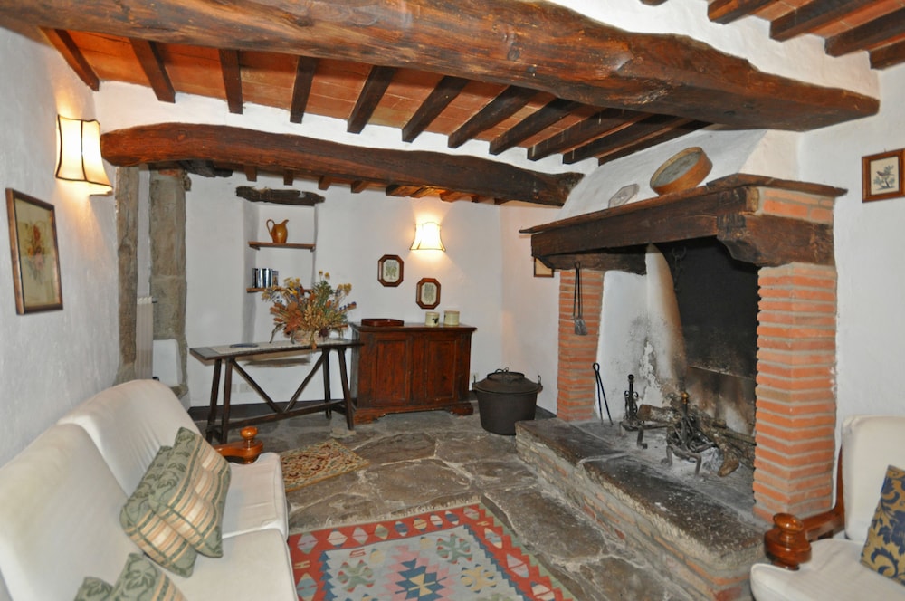 Borgo Del Castagno