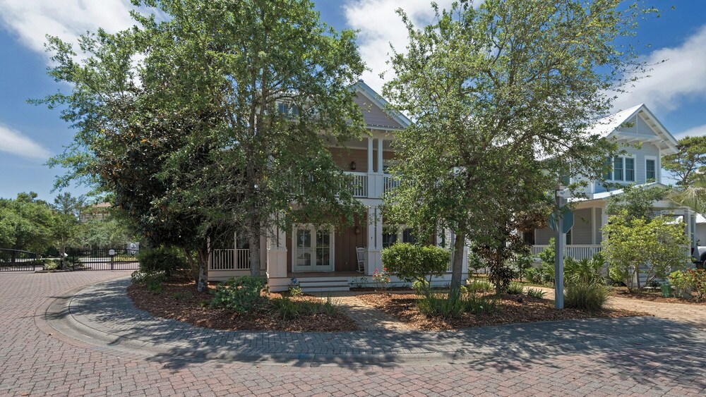 Closet to Each Walkway - 2 Pools - Tennis - Sleeps 14