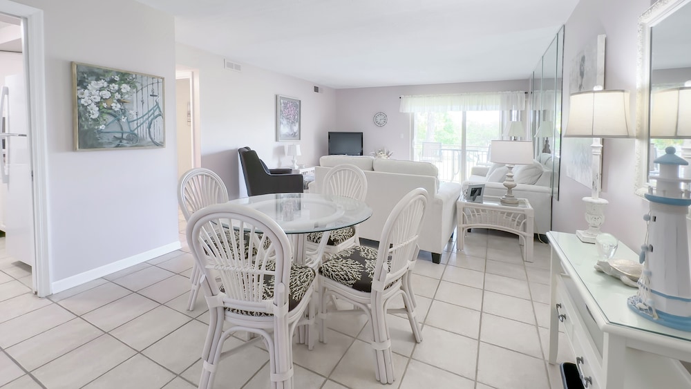 1805 Bluff Villas at The Sea Pines Resort view 2