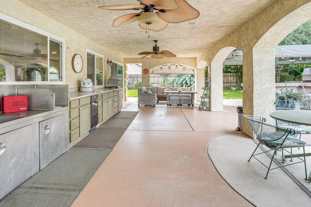 Outdoor Kitchen & Patio! Central Valley Hacienda