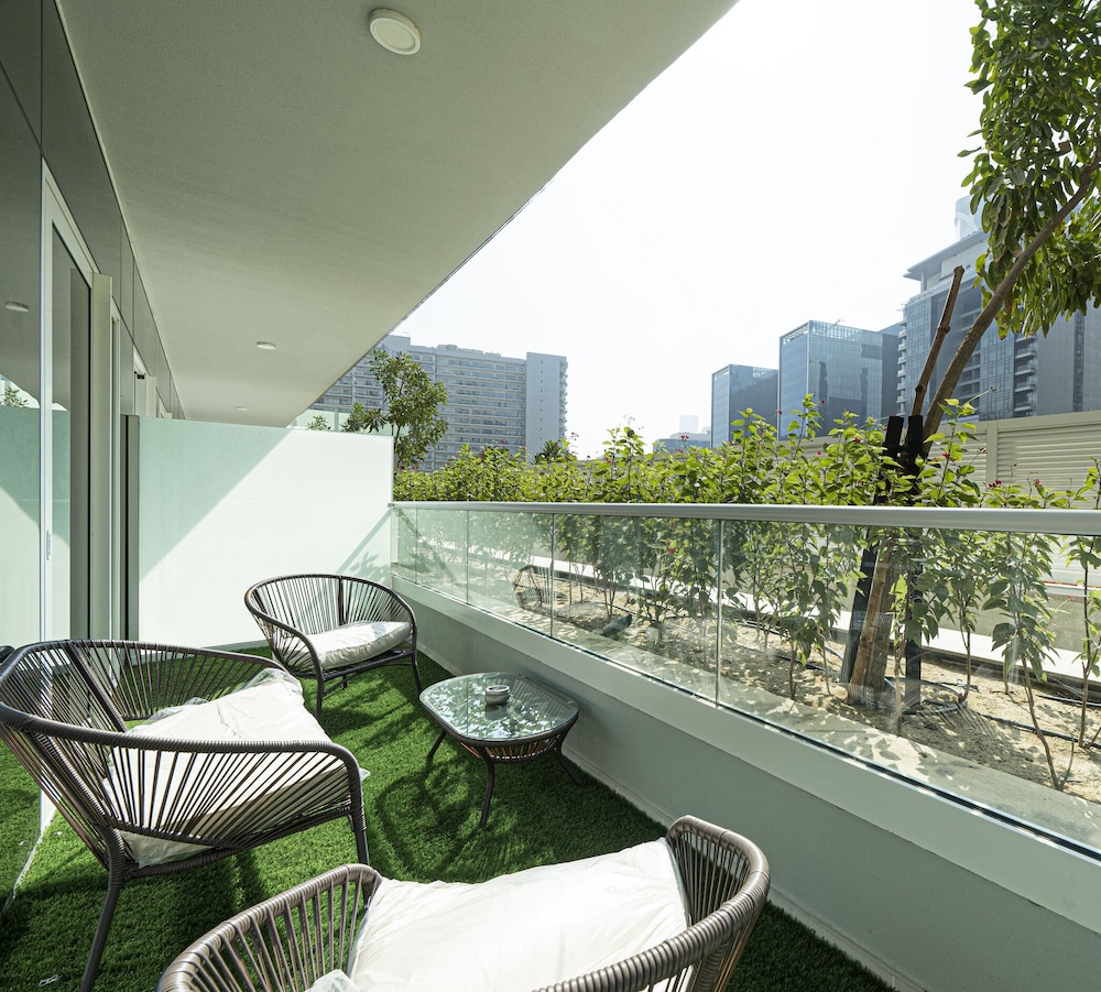 KOHH – 1BR in DAMAC Reva Residences