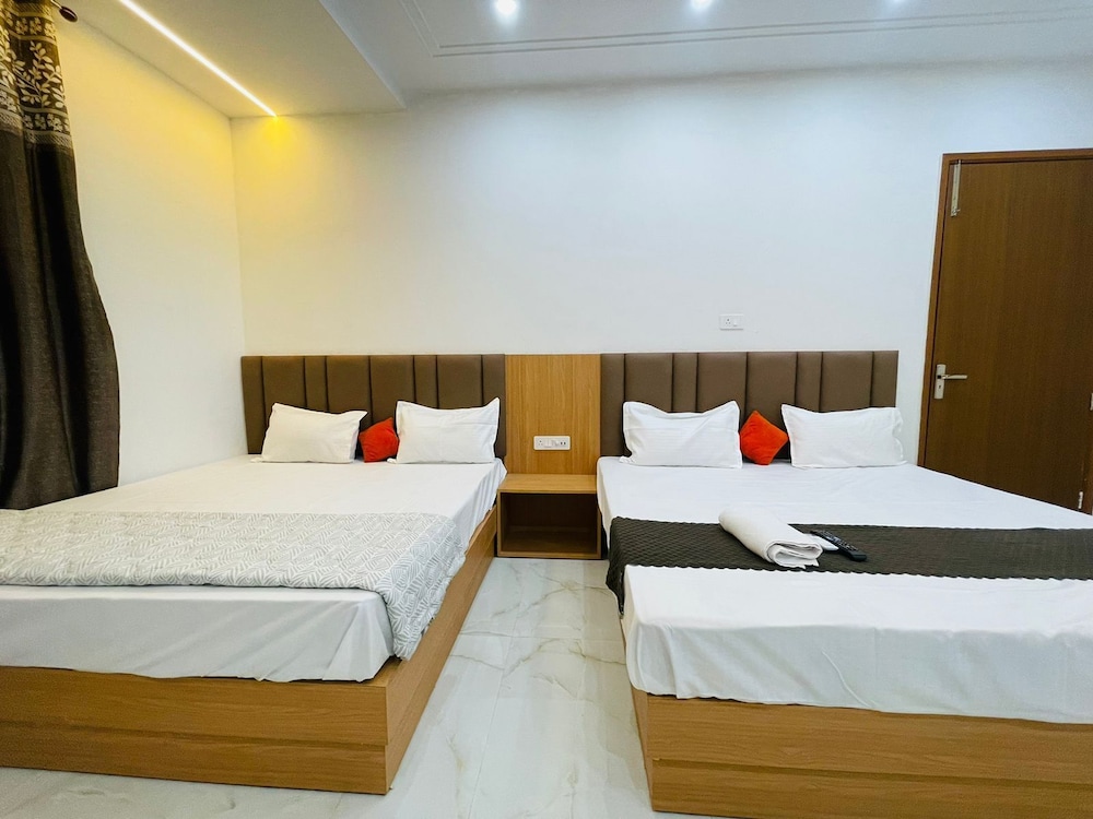 Hotel Pilgrim Near Golden Temple