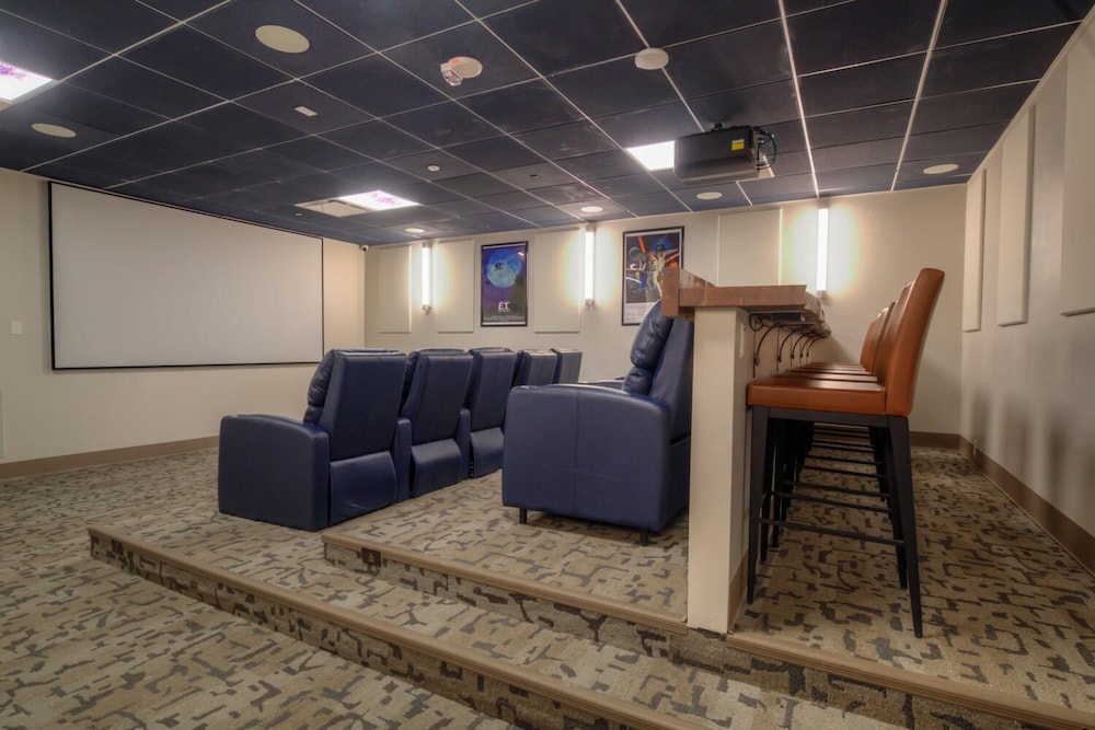 meeting & event spaces