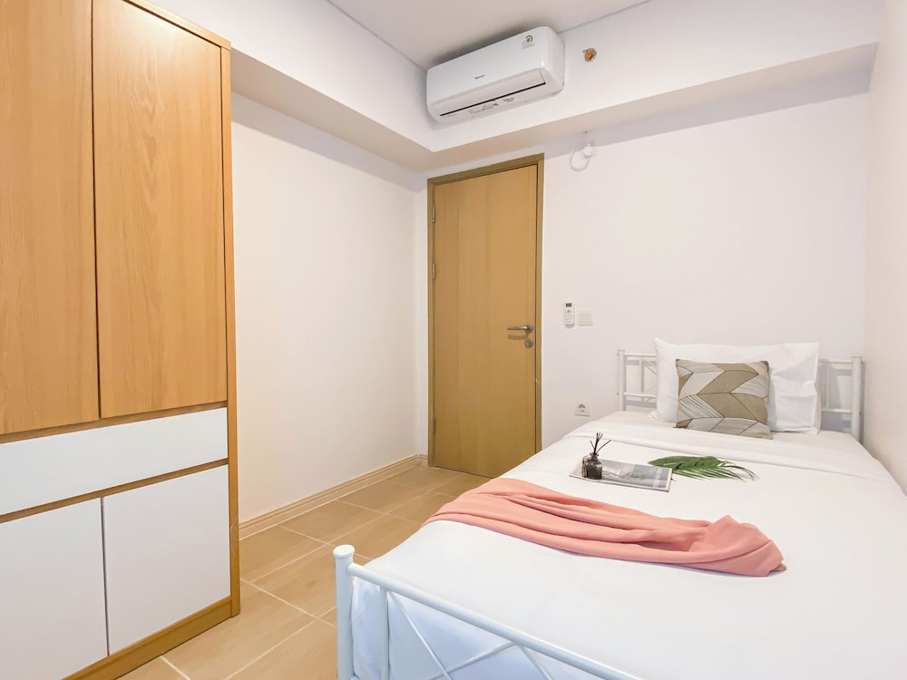 Enjoy Living 3BR at Meikarta Apartment