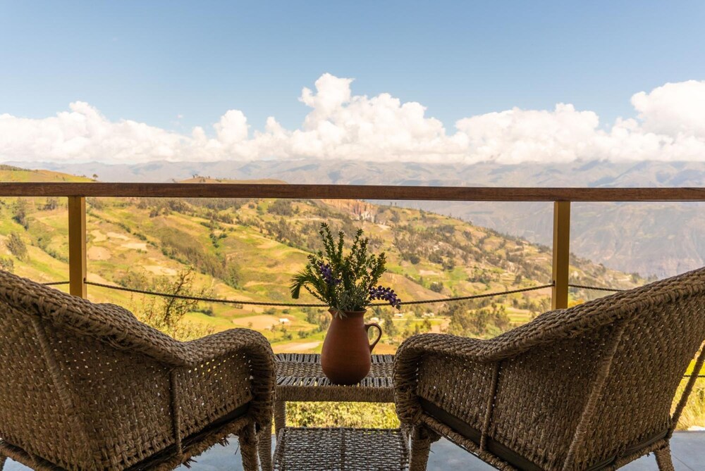 Llanganuco Mountain Lodge