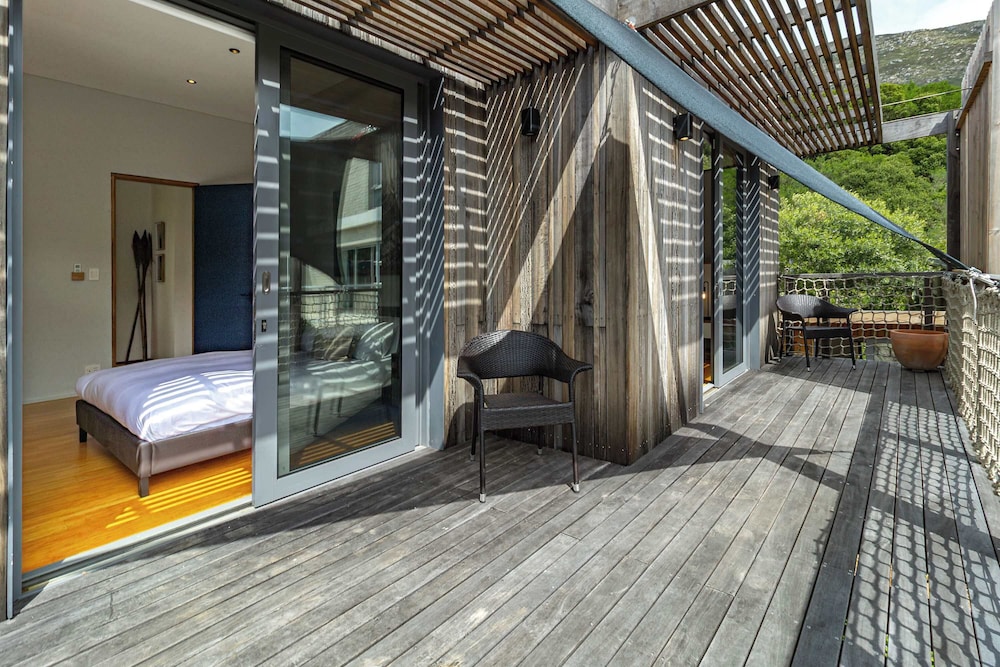 Luxury Eco Haven With Garden Cottage - Hout Bay