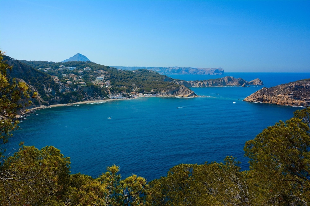 El Tresor in Javea With 2 Bedrooms and 2 Bathrooms