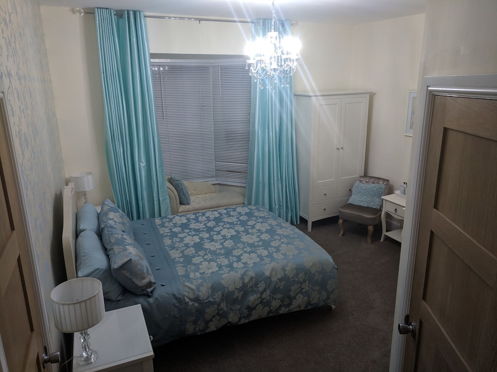Lion House Bed and Breakfast view 4