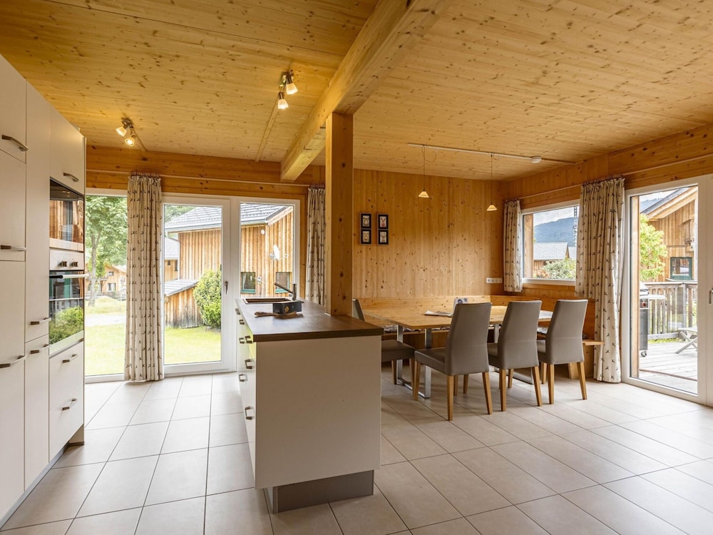 Appealing Chalet in the ski Area