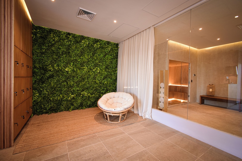 Hotel NYX Cancun All Inclusive