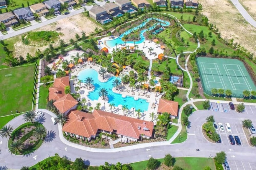 Solterra Swanky