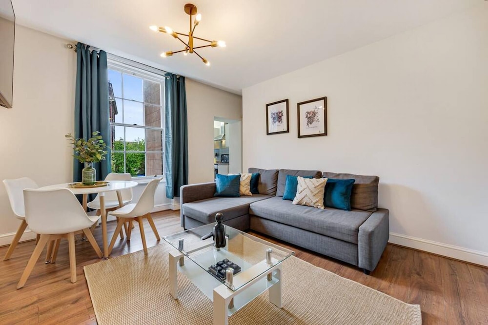 Host Apartments Bedford Place