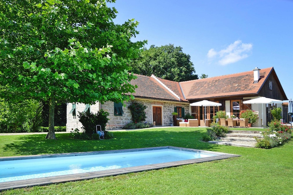 Chalet in Styria With Pool & Panoramic Views