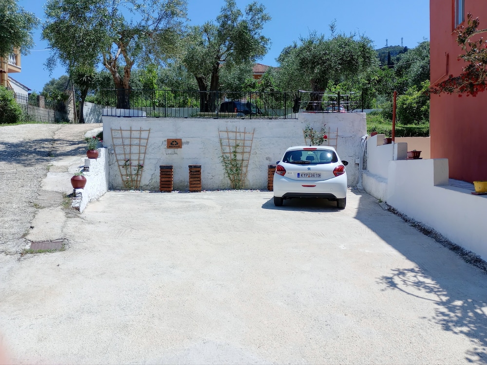 Maria Apartments