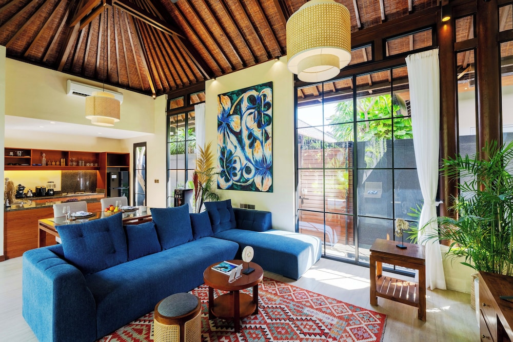 Villa Boholuma by Pertama Management