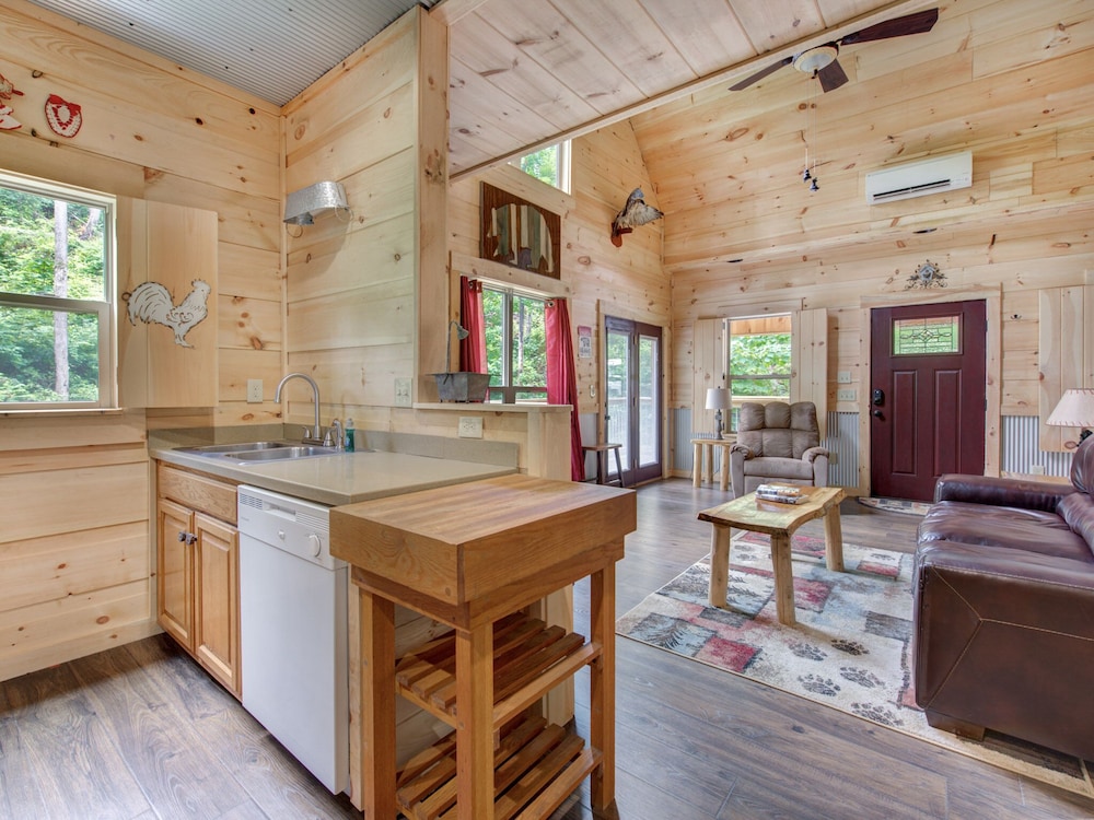 Bearly Hidden by Jackson Mountain Rentals