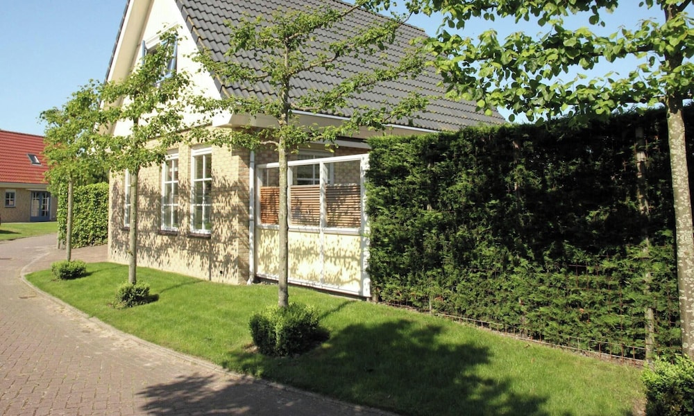 Holiday Home in Schoorl Near Sandy Beaches