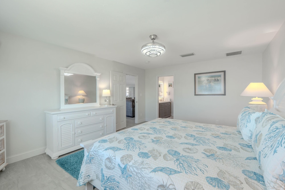 Island Bay Retreat