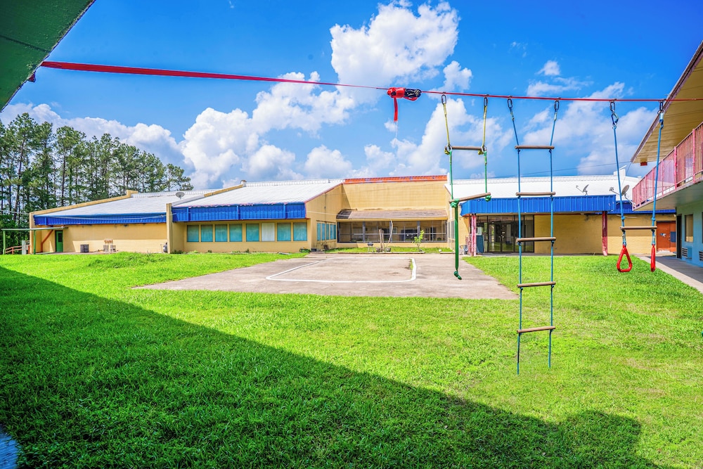 Economy Inn By OYO Livingston TX Hwy 59