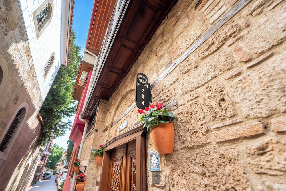 Belmondo Süitler - Image 66