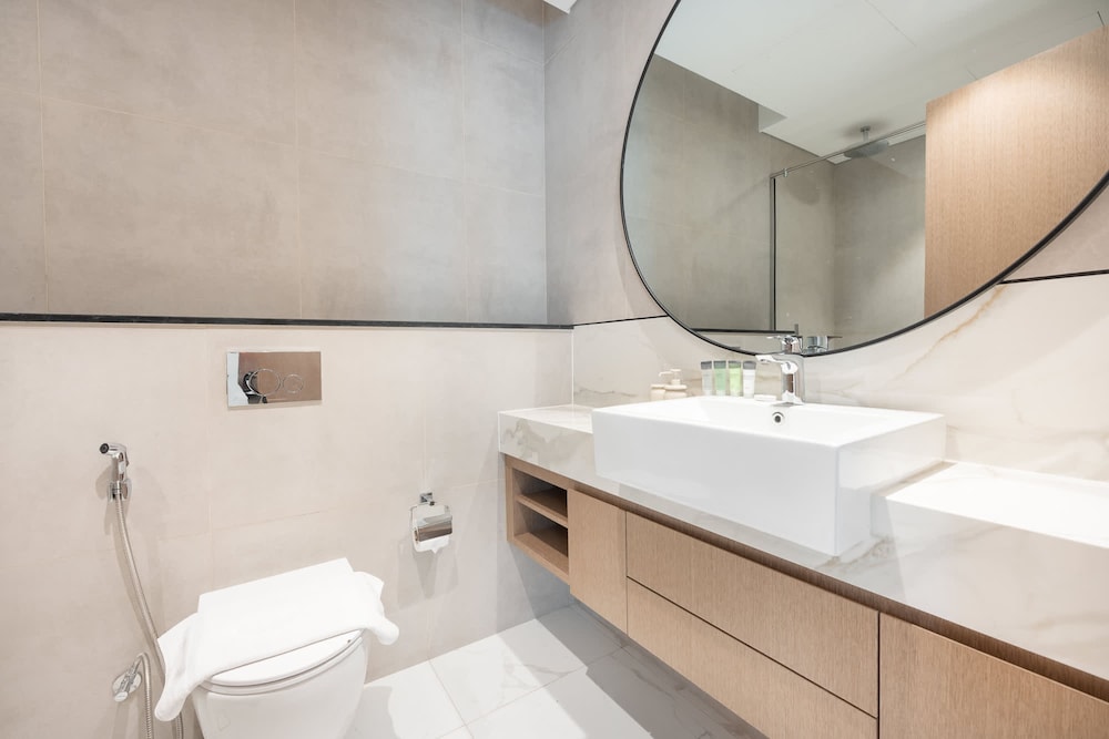 Contemporary 2BR in Azizi Greenfield - Meydan