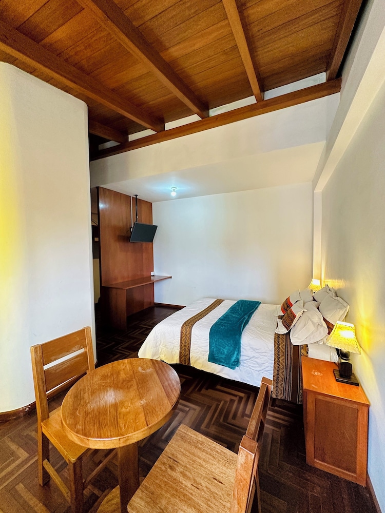Rajutuna Inn