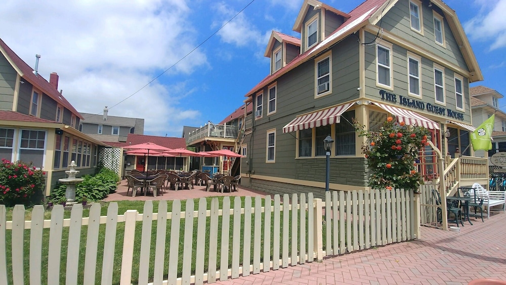 Island Guest House B&B