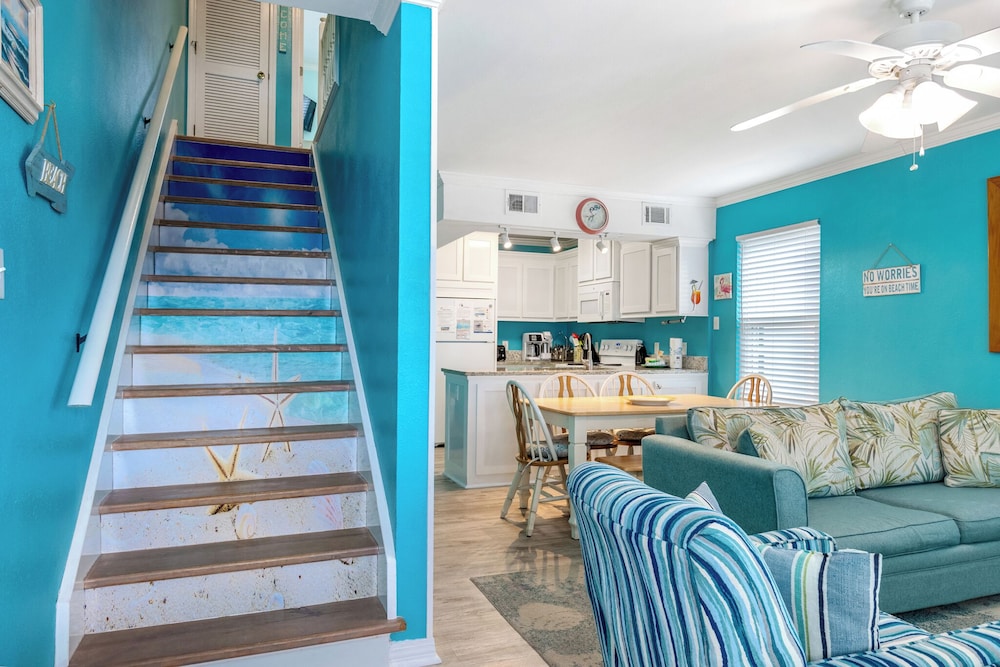 Beach Bum by Southern Vacation Rentals