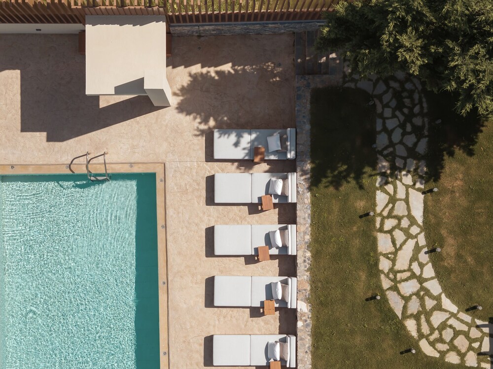 Ami Manoir Villa