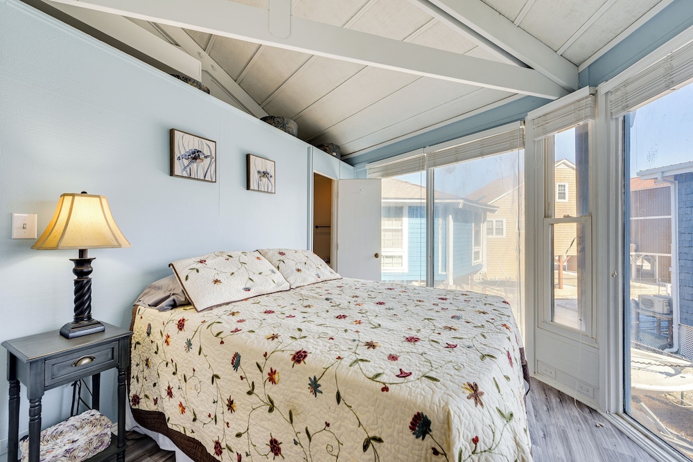 Coastal Oasis w/ Marsh Views in North Myrtle Beach