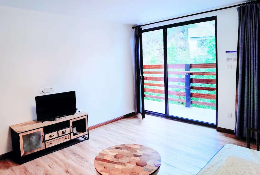 XiangLu YiMo Valley Retreat Guesthouse