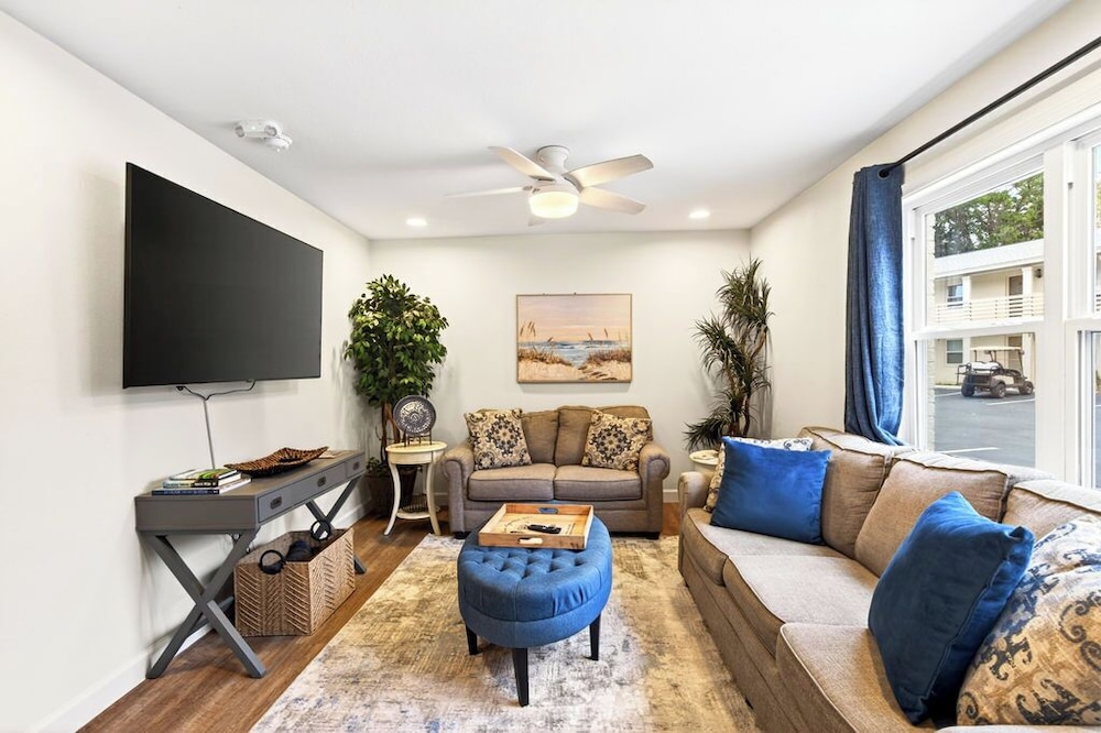 Porter Condos