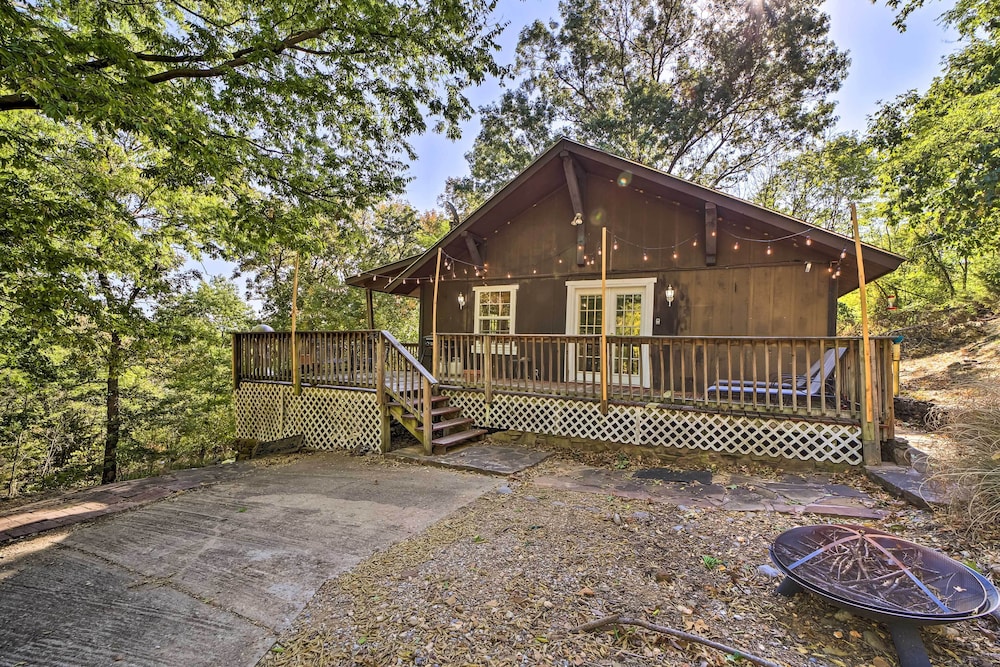 Secluded Vian Retreat Close to Tenkiller Lake view 4
