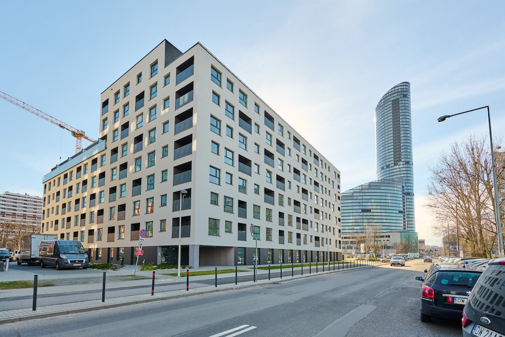 Wrocław Apartment Gwiaździsta by Renters view 3
