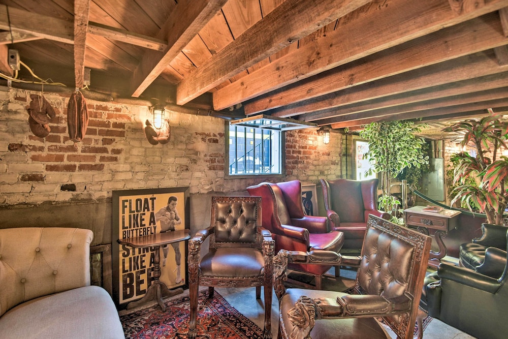 lounge