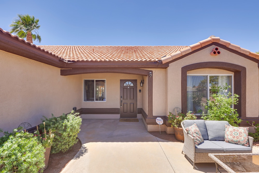 Lovely Bullhead City Retreat w/ Patio & Grill!