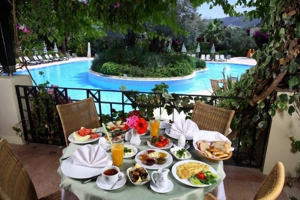Zeytinada Otel - Image 49